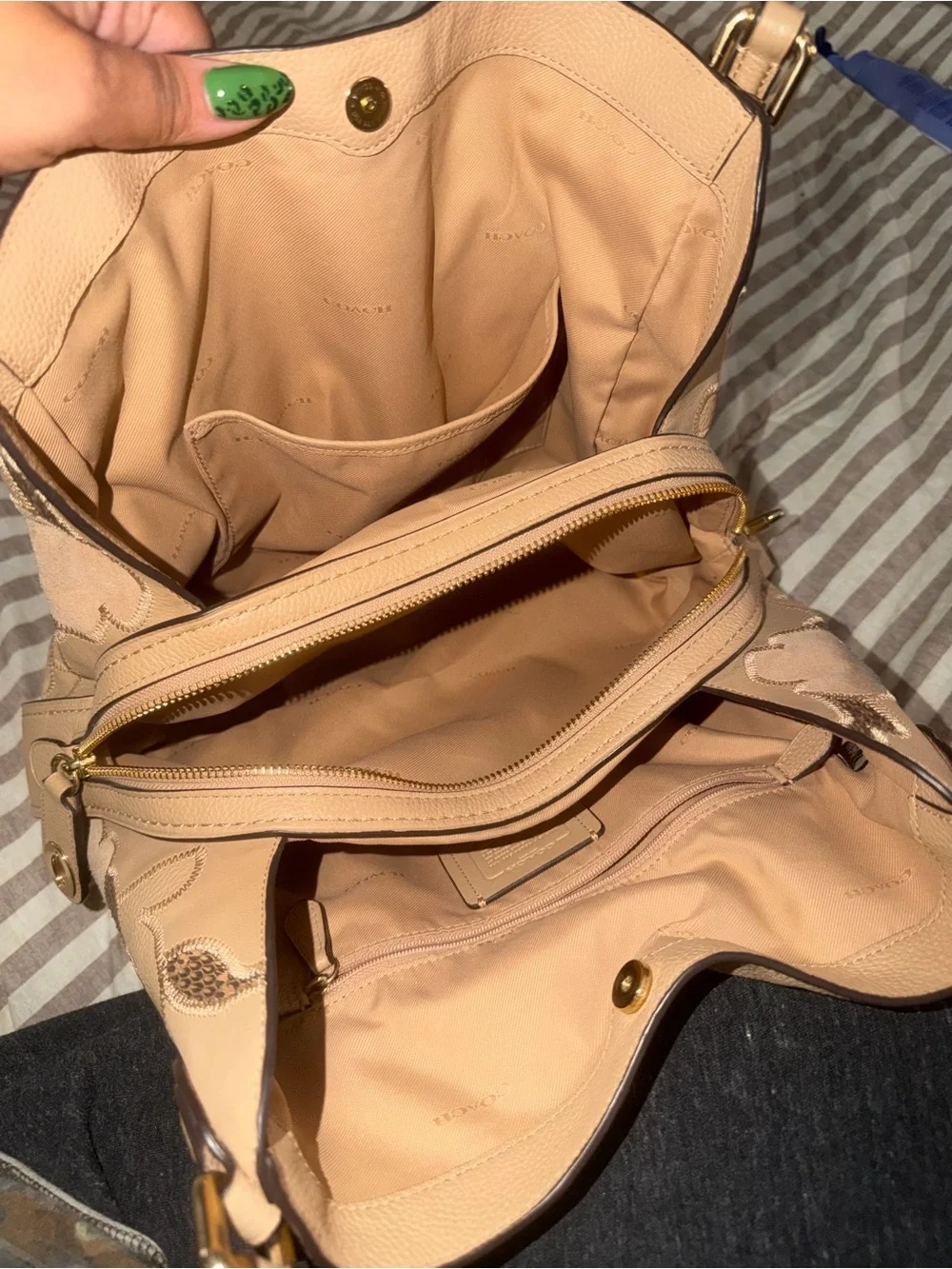 Coach Edie 31 Shoulder Bag